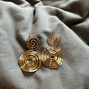 Elegant Gold Spiral Earrings